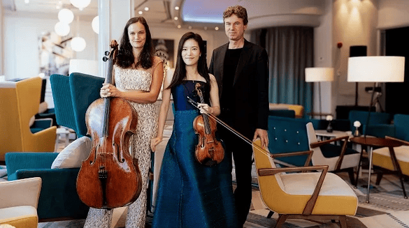 Hapag-Lloyd Cruises Ms Europa Ocean Sun Festival.png